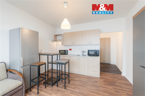 Prodej bytu 1+1, 35 m² 0