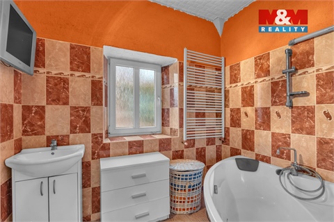 Prodej rodinného domu, 120 m² - 2