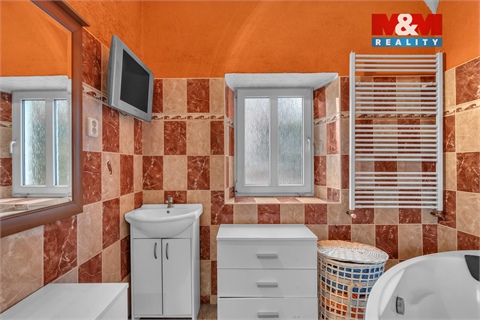 Prodej rodinného domu, 120 m² - 16