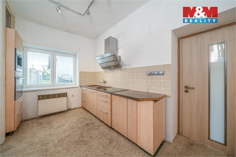 Prodej stavebního pozemku, 1 643 m² - 8