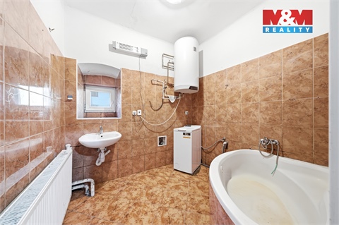 Prodej rodinného domu, 424 m² - 14