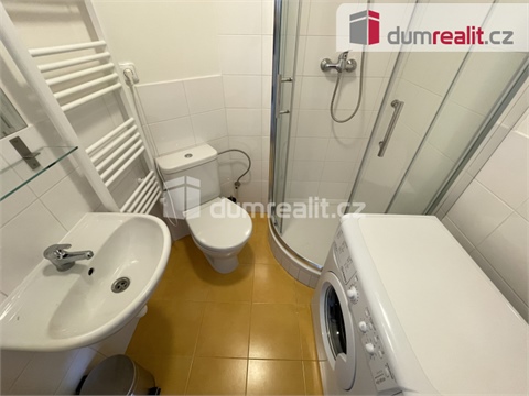 Pronájem bytu 1kk, 25 m² 6