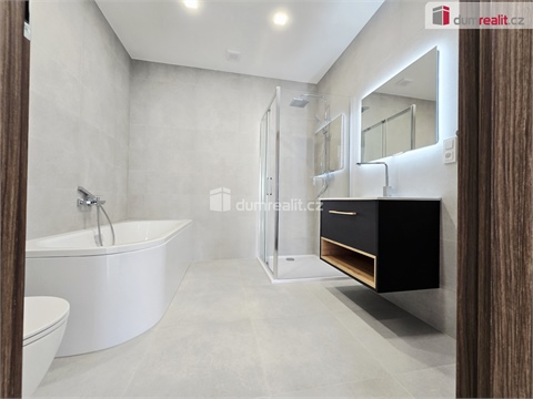 Prodej rodinného domu, 127 m² - 12