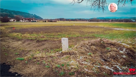 Prodej stavebního pozemku, 1 600 m² 0