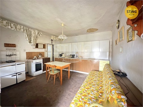 Prodej rodinného domu, 300 m² - 2