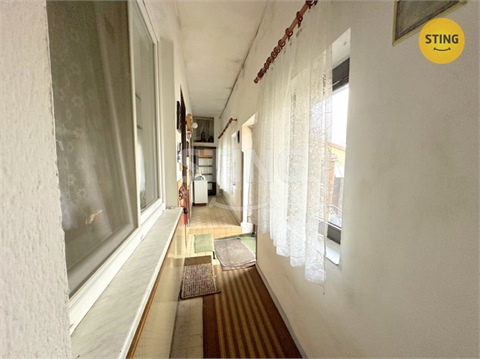 Prodej rodinného domu, 300 m² - 8