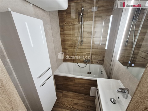 Pronájem bytu 4+1, 85 m² - 0