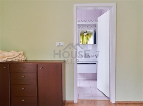 Prodej rodinného domu, 230 m² 14