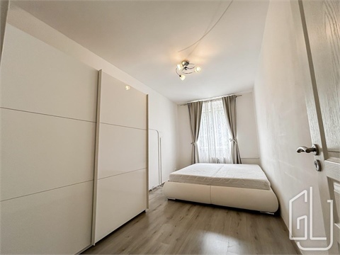 Pronájem bytu 3kk, 71 m² - 0