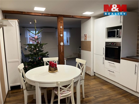 Prodej rodinného domu, 145 m² - 14