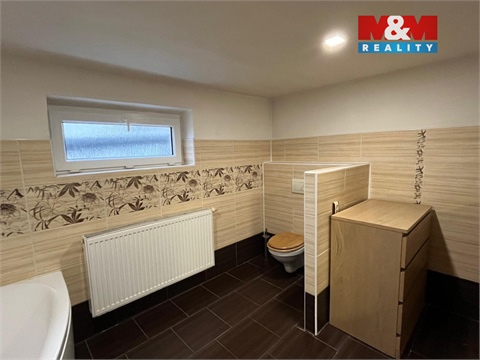 Prodej rodinného domu, 145 m² - 6