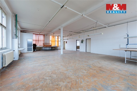 Prodej komerčního objektu, 2 400 m² - 10