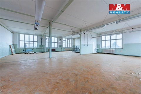 Prodej komerčního objektu, 2 400 m² - 16