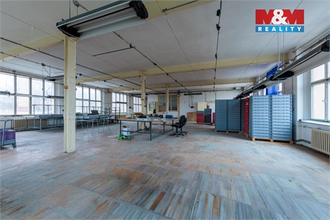 Prodej komerčního objektu, 2 400 m² - 8