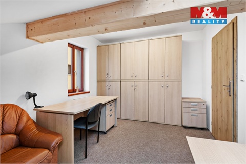 Prodej obchodních prostor, 600 m² - 18