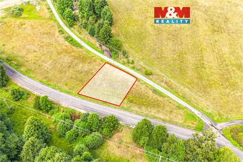 Prodej stavebního pozemku, 985 m² 0