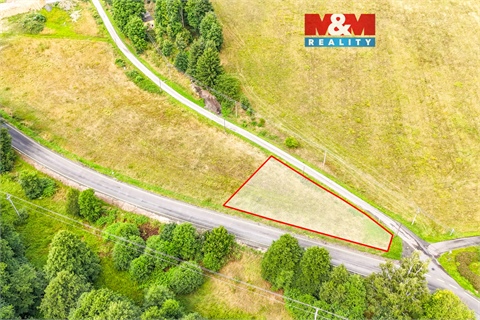 Prodej stavebního pozemku, 1 031 m² 0