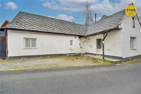 Prodej rodinného domu, 200 m² 14