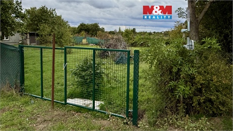 Pronájem zahrady, 431 m² 0