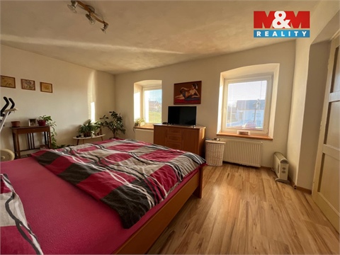 Prodej rodinného domu, 250 m² - 8