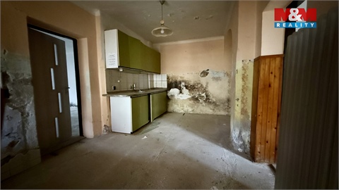 Prodej rodinného domu, 144 m² - 6