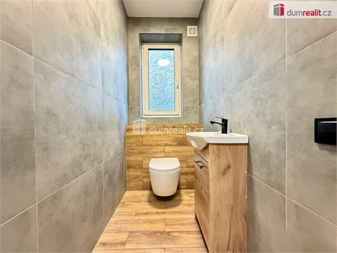 Prodej rodinného domu, 160 m² - 10