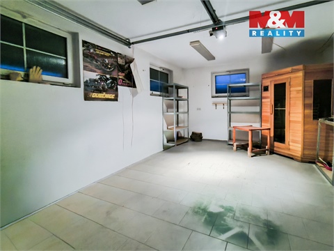 Prodej rodinného domu, 375 m² 18