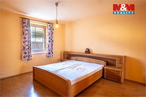 Prodej rodinného domu, 375 m² 4