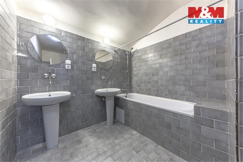 Prodej rodinného domu, 272 m² 20