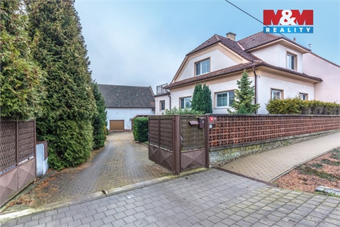 Prodej rodinného domu, 272 m² - 2