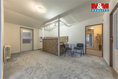 Prodej rodinného domu, 272 m² 18