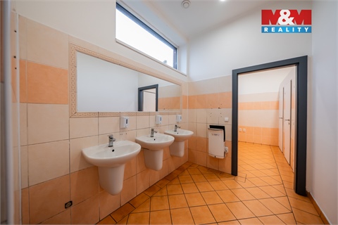 Prodej restaurace, 600 m² - 12