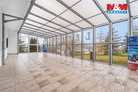 Pronájem komerčního objektu, 181 m² - 0