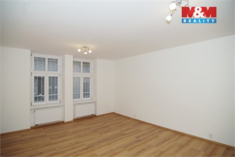 Pronájem bytu 1+1, 49 m² 2