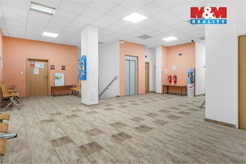 Pronájem komerčního objektu, 32 m² - 2