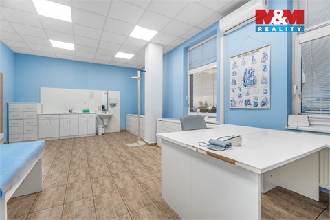 Pronájem komerčního objektu, 32 m² - 0