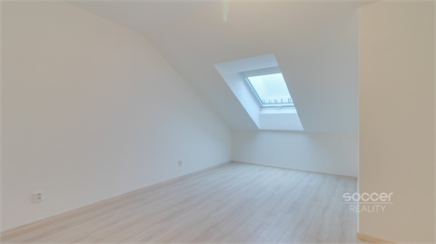 Pronájem bytu 2kk, 65 m² 10