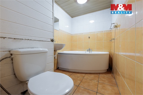 Pronájem bytu 2+1, 62 m² - 32