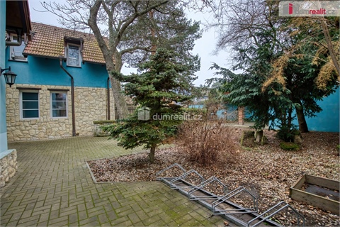 Pronájem bytu 3kk, 100 m² 24