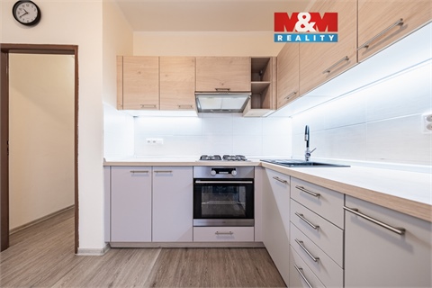 Prodej bytu 1+1, 41 m² 0