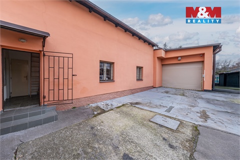 Prodej obchodních prostor, 691 m² 8