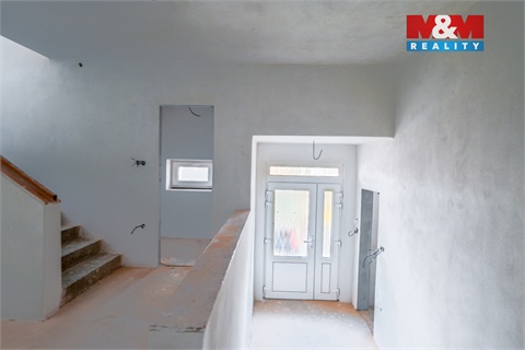 Prodej rodinného domu, 270 m² - 16