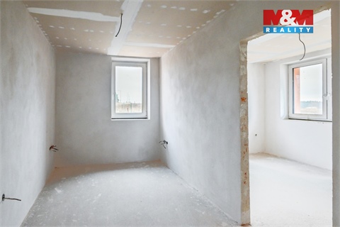 Prodej rodinného domu, 270 m² 12