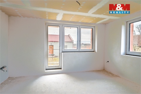 Prodej rodinného domu, 270 m² - 10