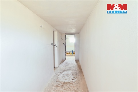 Prodej rodinného domu, 270 m² - 28