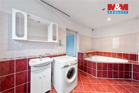 Prodej rodinného domu, 200 m² - 0