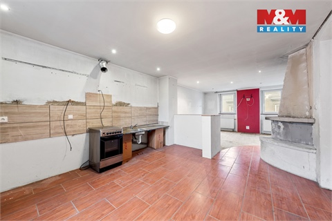 Prodej rodinného domu, 200 m² 12