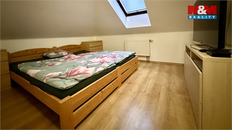 Prodej bytu 4kk, 99 m² 8