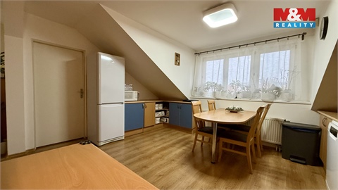 Prodej bytu 4kk, 99 m² 4