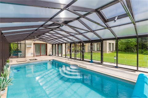 Prodej rodinného domu, 500 m² - 2